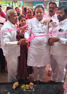Mall News:"शिरुरमध्ये नव्याने सुरू झालेला श्री रामदेवजी सुपर मॉल आता तुमच्या सेवेत! किराणा, सौंदर्यप्रसाधने आणि कॉस्मेटिक्सवरील आकर्षक ऑफर्ससह खरेदीचा आनंद घ्या. अधिक माहितीसाठी वाचा."